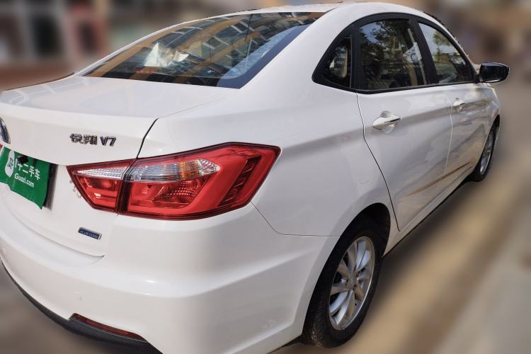 Used CHANGAN Alsvin V7 2016 1.6L Manual LeShang Model China V Standard Rear Right 45 Deg