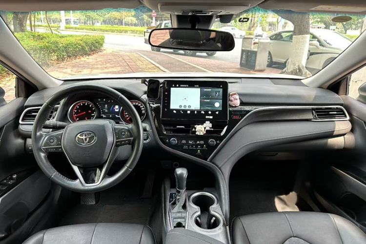 Used Toyota Camry 2021 2.0S FENGSHANG Edition
