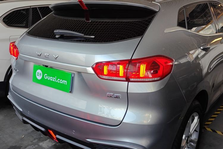 Used Wey VV5 2020 1.5T Two-Wheel Drive Color Pioneer