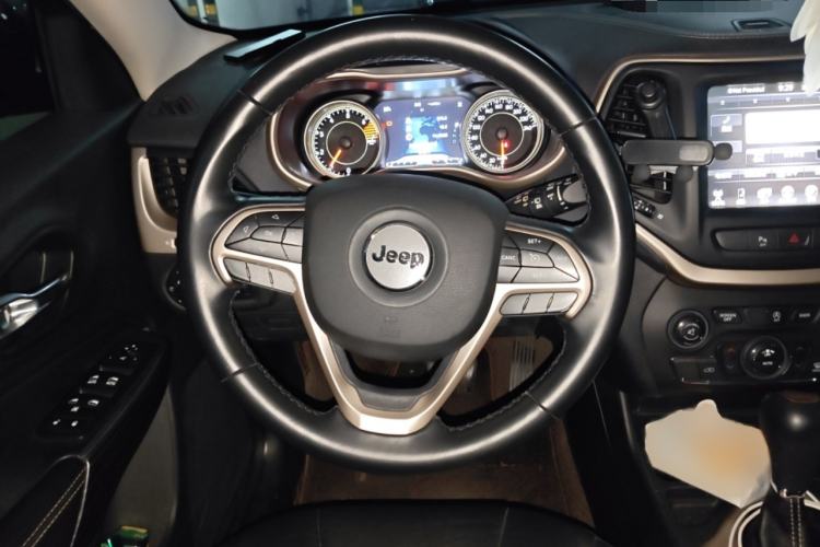 Used Jeep Cherokee 2017 2.4L Leading Smart Edition