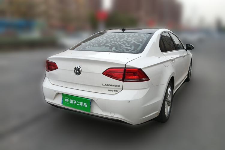 Used Volkswagen Lamando 2018 280TSI DSG Comfort Edition Rear Right 45 Deg