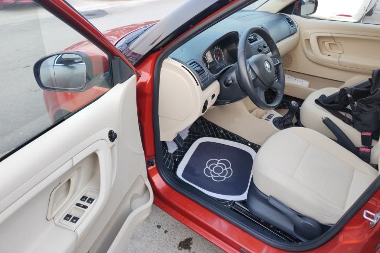 Used Skoda Fabia 2014 1.4L Manual Jingling Edition