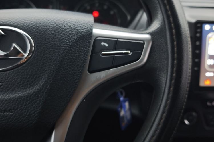 Used Leopaard Q6 2015 2.4L Manual 4x4 Excellence Edition
