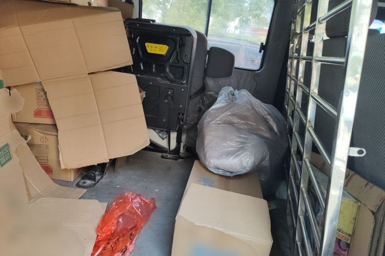 Used Iveco Daily 2017 2.5T A35 Passenger Van 5-7 Seats Model 47Z5 Left Rear Seat