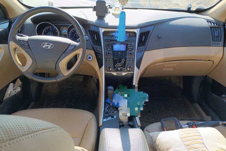 Used Hyundai Sonata 2011 2.0L Automatic Luxury Edition
