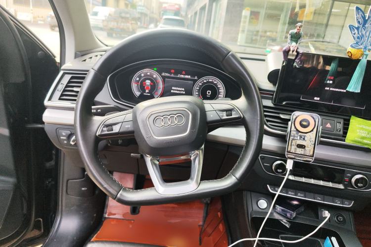 Used Audi Q5L 2022 40T Fashionable and Dynamic Model