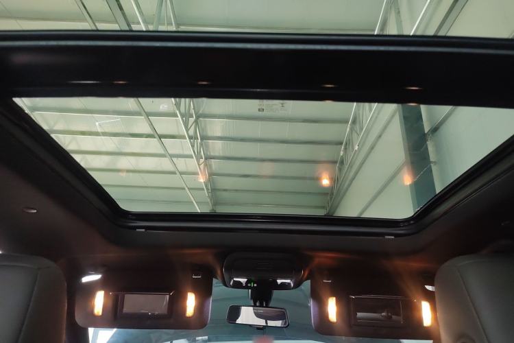 Used Cadillac XT5 2018 28E Four-Wheel Drive Tech Version Headliner