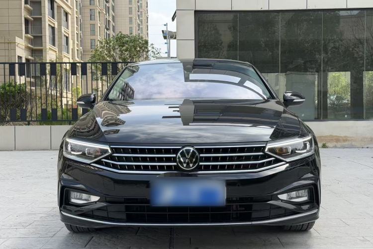 Used Volkswagen Magotan 2023 2 Million Units Commemorative Edition 330TSI DSG Luxury Version Exterior 1