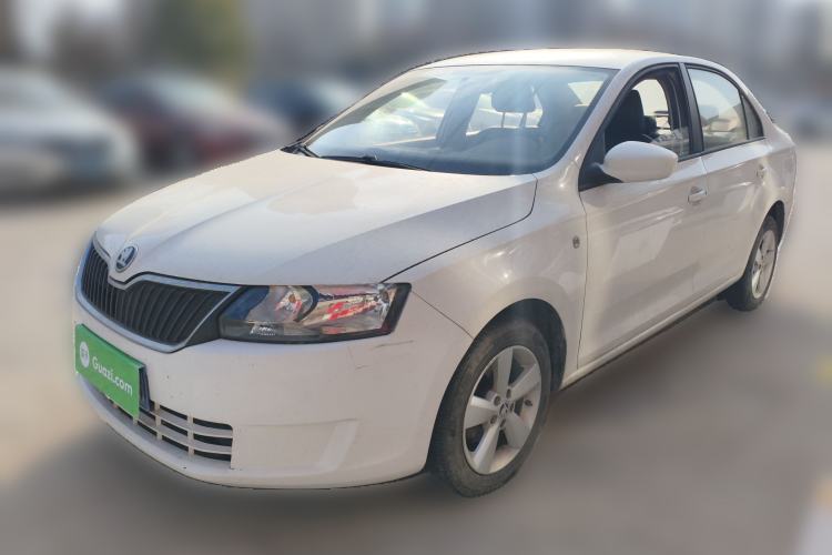 Used Skoda Rapid 2016 1.6L Manual Front-Wheel-Drive Version