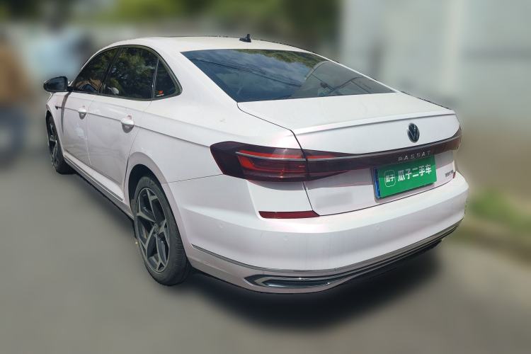 Used Volkswagen Passat 2024 380TSI Starry Luxury Edition