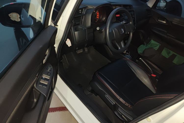 Used Honda Fit 2014 1.5L LX CVT Comfort Model Driver Seat