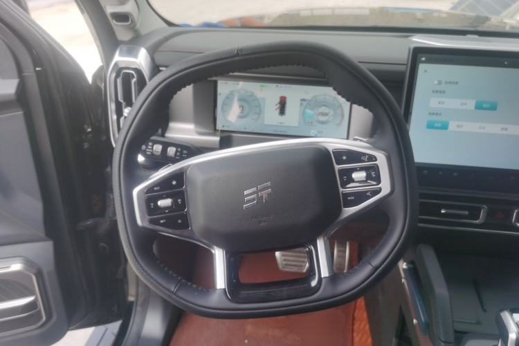 Used JETOUR Traveler 2025 2.0TD XWD Conquer Extended Version 7 Seats
