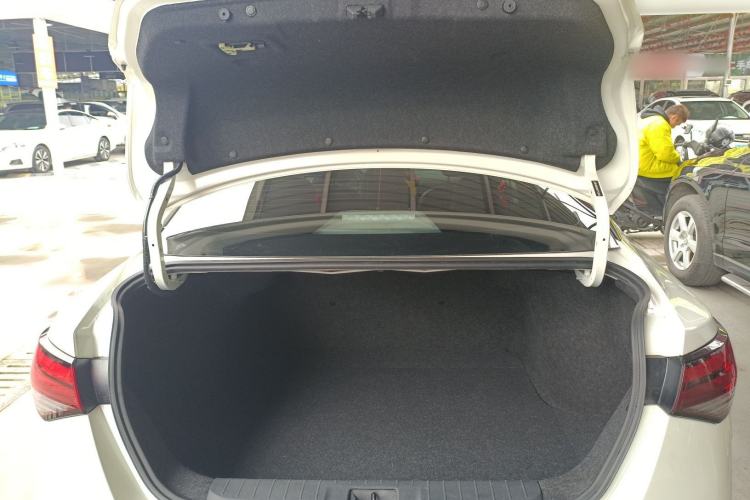 Used Nissan Sylphy 2021 1.6L XL CVT Enjoyment Edition Trunk