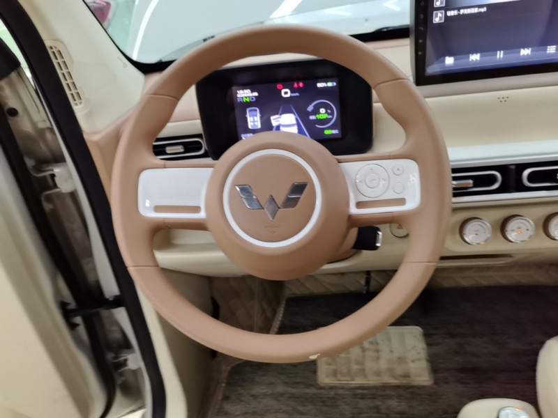 Used Wuling Hongguang MINIEV 2024 3rd Generation 215km Youth Edition — 10