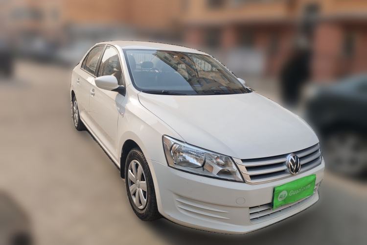 Used Volkswagen Santana 2013 1.6L Manual Fashion Edition Front Right 45 Deg