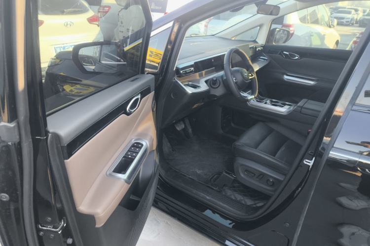 Used GAC Trumpchi Trumpchi E8 2024 Honor Series 2.0L Honor Edition