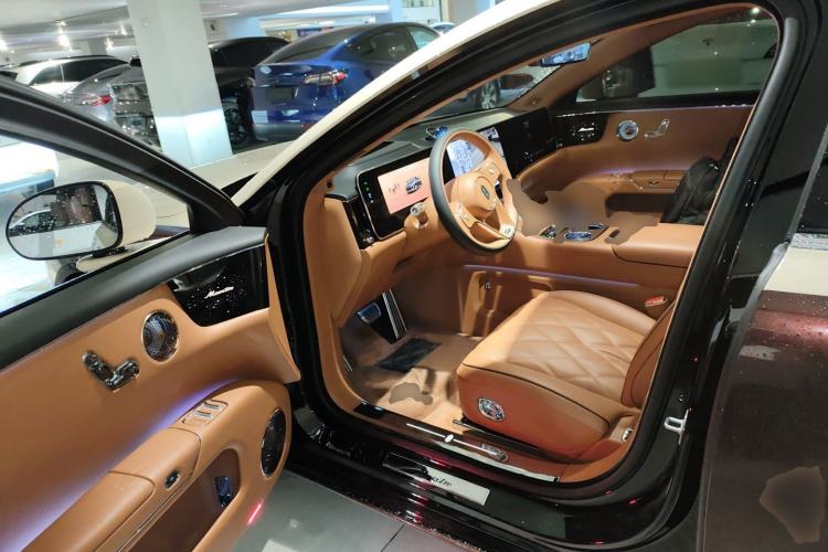 Used Hima S800 2025 Model, Range-Extended Starlight Premium Edition, 5 Seats