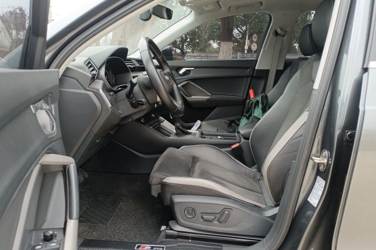 Used Audi Q3 2021 35 TFSI Progressive Dynamic Edition