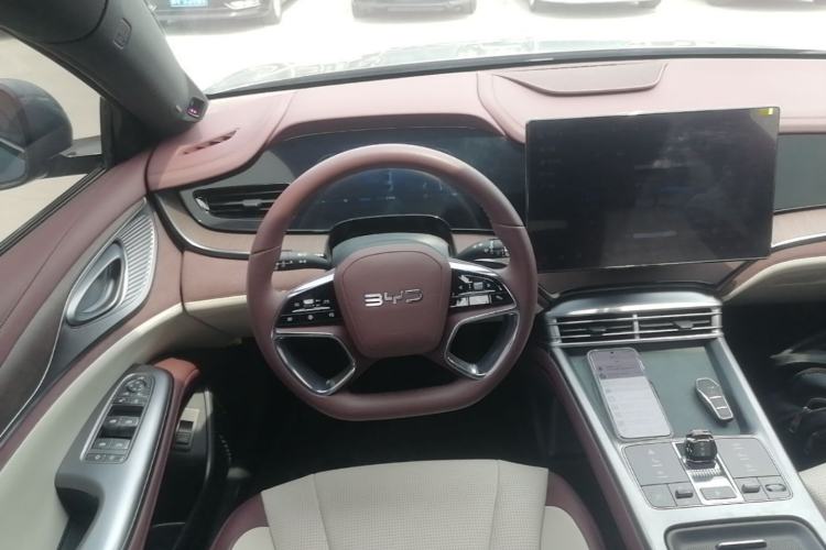 Used BYD Seal 2023 DM-i 1.5T 121km Prestige Model
