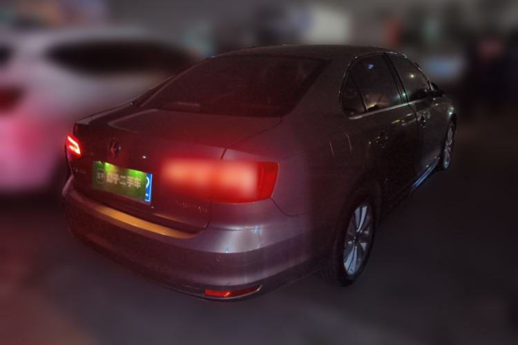 Used Volkswagen Sagitar 2015 1.6L Automatic Comfort Model Rear Right 45 Deg