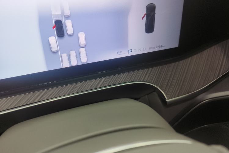 Used Denza N9 2025 Prestige Version
