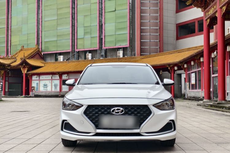 Used Hyundai Celesta 2020 1.6L Automatic GL Enjoyable Edition