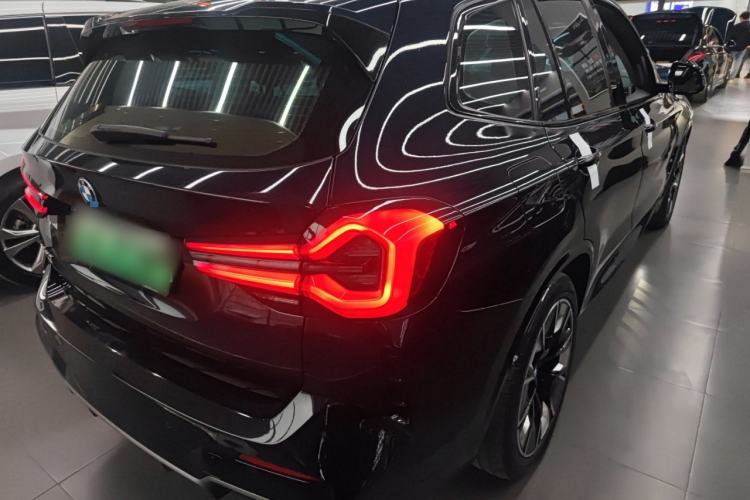 Used BMW iX3 2022 Leading Type
