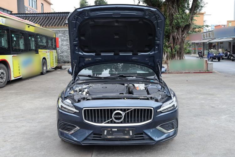 Used Volvo S60 New Energy 2022 T8 eDrive Hybrid All-Wheel Drive Smart Luxury Edition Exterior 7