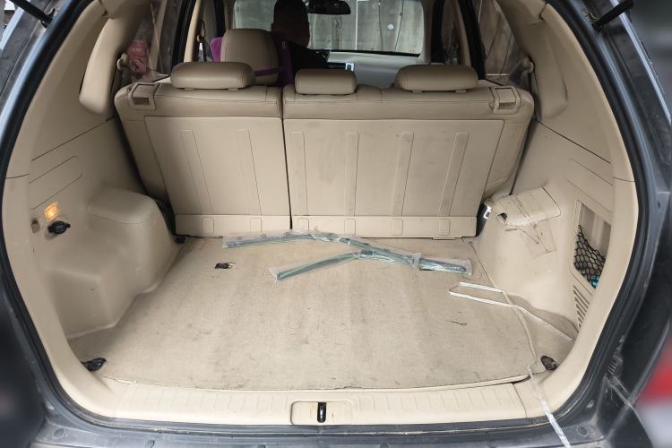 Used Hyundai Tucson 2009 2.0L Automatic Two-Wheel Drive with Sunroof