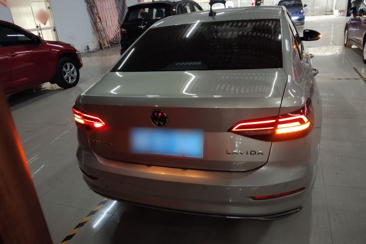 Used Volkswagen Lavida 2022 1.5L Automatic Comfort Edition
