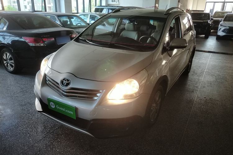 Used Toyota Verso 2015 180E CVT Crossover Edition