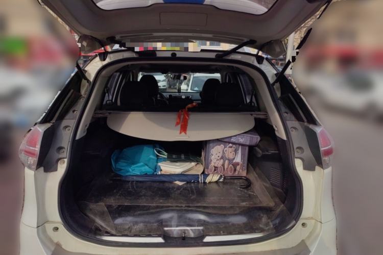 Used Nissan X-Trail 2015 2.0L CVT Comfort MAX Edition 2WD