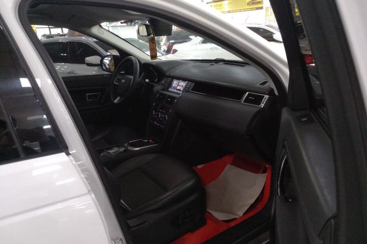 Used Land Rover Discovery Sport 2019 200PS PURE Edition China VI Standard
