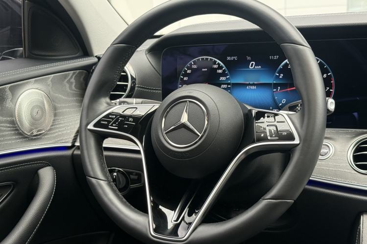 Used Mercedes-Benz E-Class 2021 Restyled E 300 L Luxury Edition Interior 8