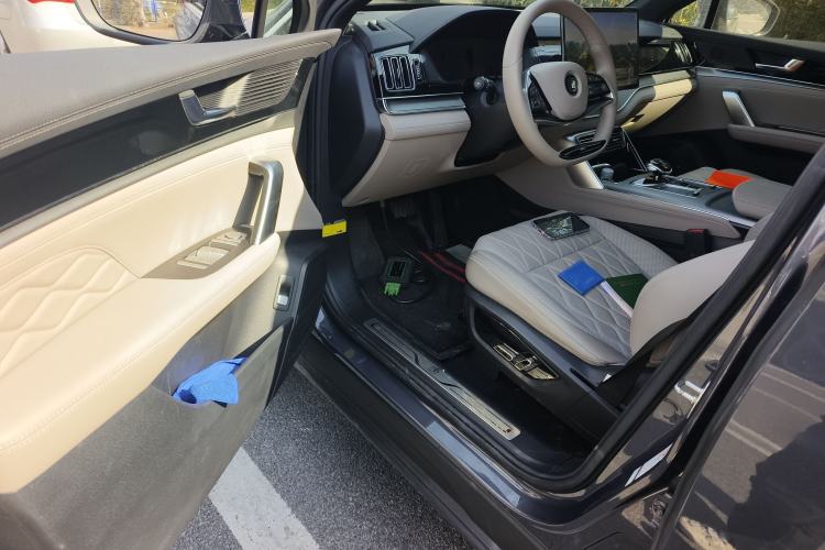 Used BYD Tang New Energy 2024 DM-i Glory Edition 112KM Prestige Model