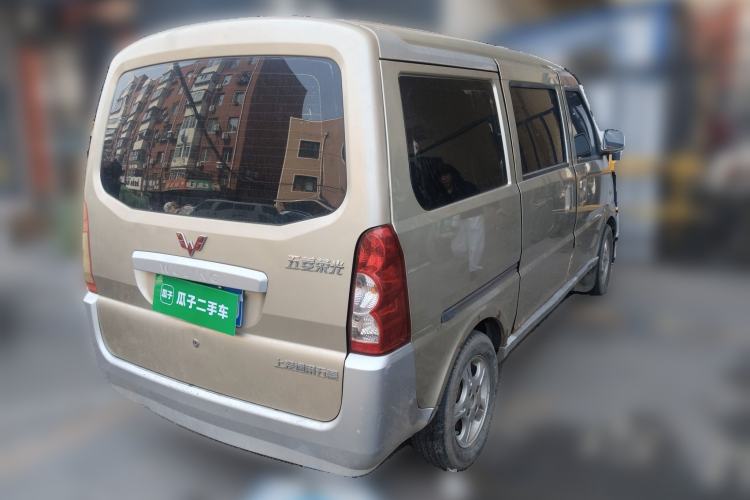Used Wuling Rongguang 2011 1.2L Base Version
