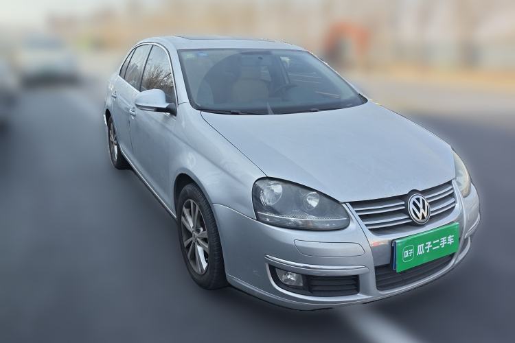 Used Volkswagen Sagitar 2011 1.6L Automatic Comfort Edition
