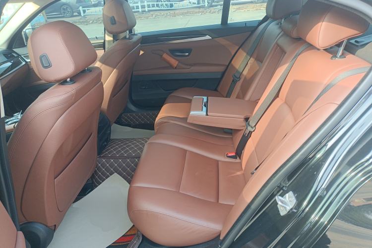 Used BMW 5 Series 2014 525Li Leading Model
