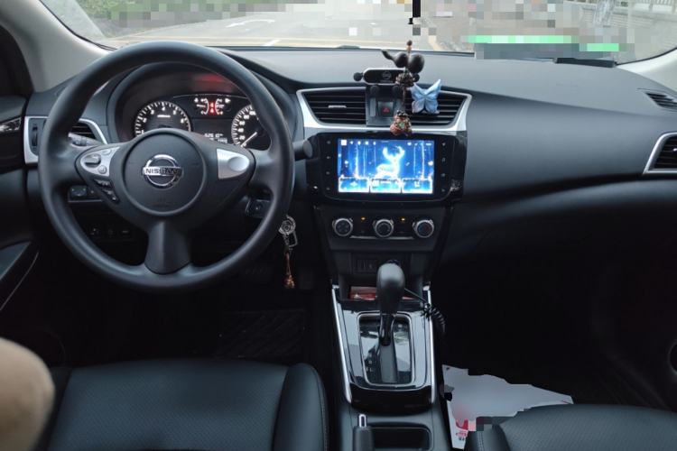 Used Nissan Sylphy 2022 Classic 1.6XL CVT Luxury Edition Center Console
