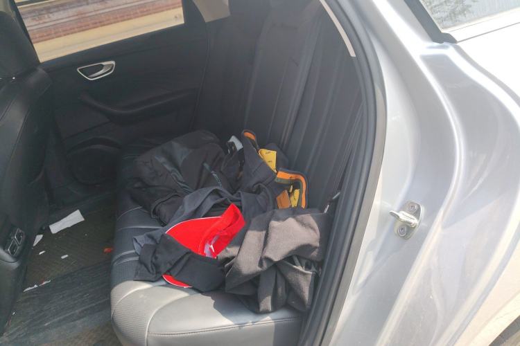 Used Roewe D7 2023 DMH 125km Superior Edition
