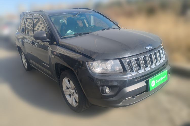 Used Jeep Compass 2015 2.0L two-wheel drive sport version