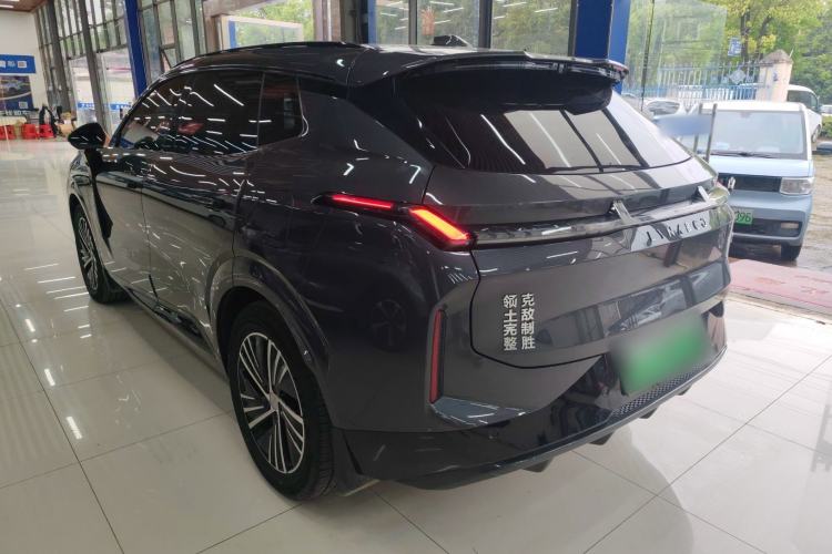 Used Lynk & Co 08 EM-P 2025 120km Long-Range Pro
