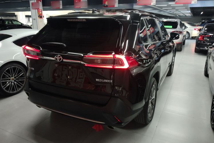 Used Toyota Wildlander 2023 2.0L CVT Two-Wheel Drive Luxury PLUS Edition