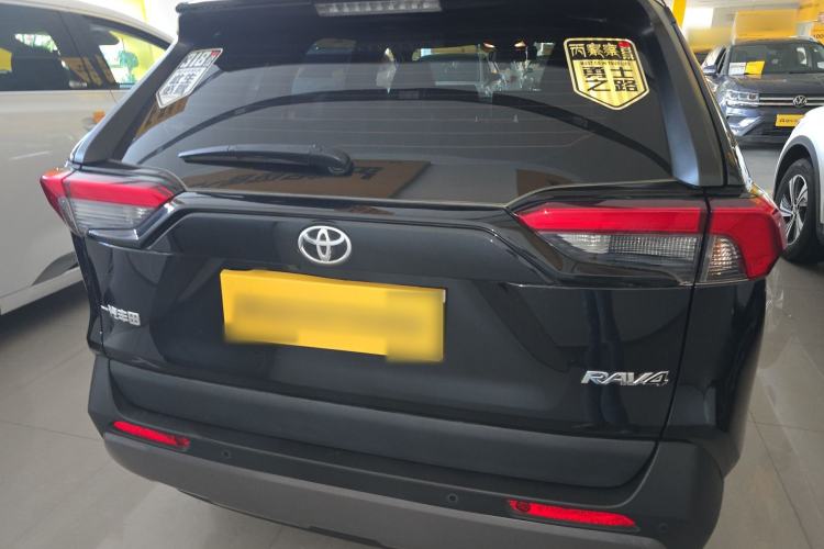 Used Toyota RAV4 2022 2.0L CVT Two-Wheel Drive Fashion Plus Edition