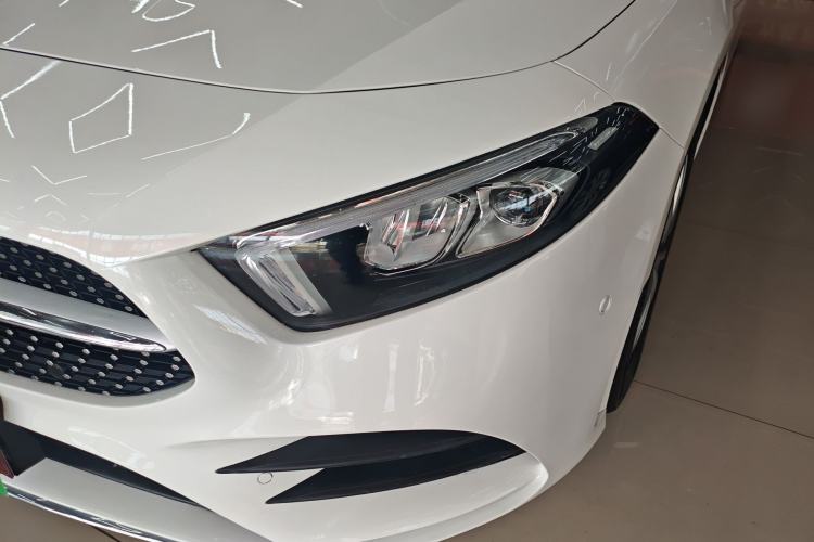 Used Mercedes-Benz A-Class 2022 Restyled A 200 L Sport Sedan Fashion Version Left Front Headlight