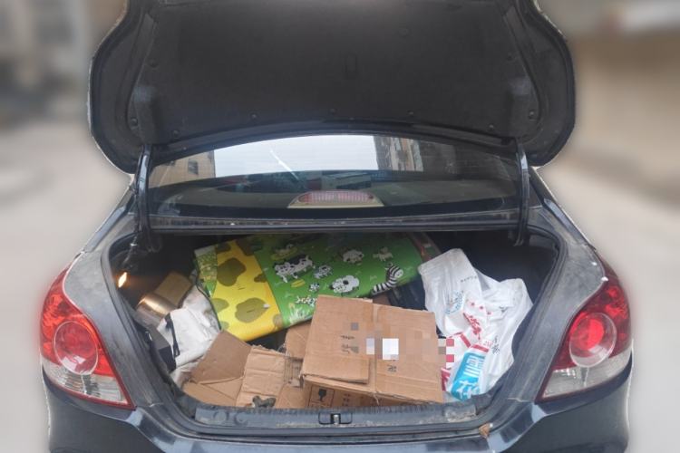 Used Volkswagen Lavida 2013 Classic 1.6L Manual Fashion Edition Trunk