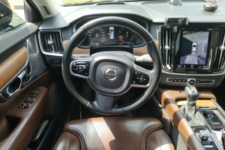 Used Volvo S90 2019 T5 Prestige Edition
