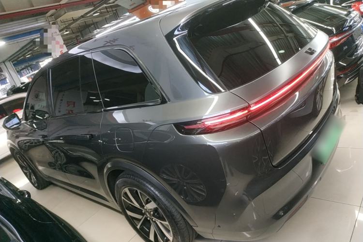 Used Li Auto L8 2023 Pro Model
