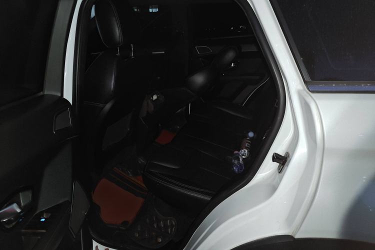 Used Land X7 2016 2.0T Panoramic Prestige Edition Left Rear Seat