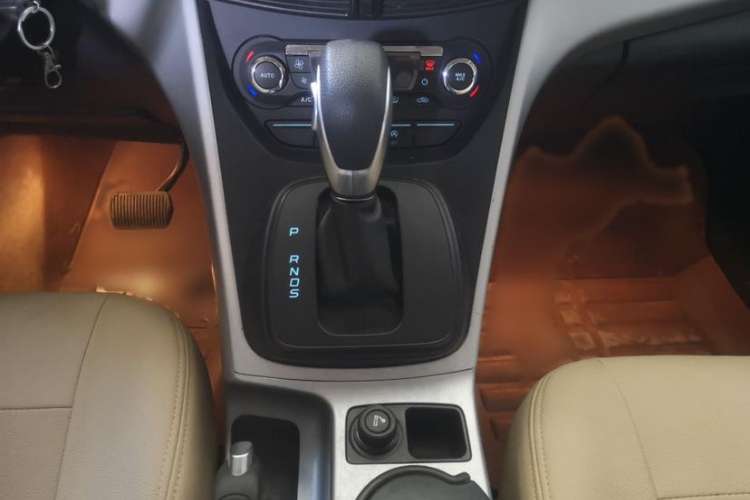 Used Ford Kuga 2015 1.5L GTDi Two-Wheel-Drive Comfort Model